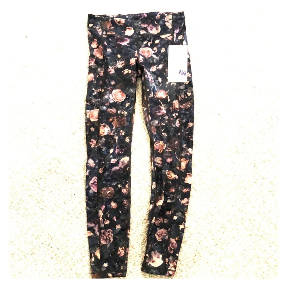 NWT Lululemon Speed Up Tight 28”